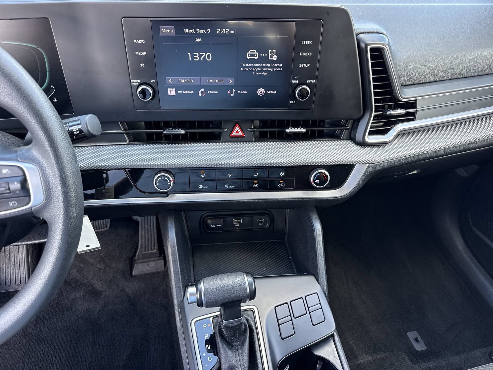 Used 2023 Kia Sportage LX FWD image 25
