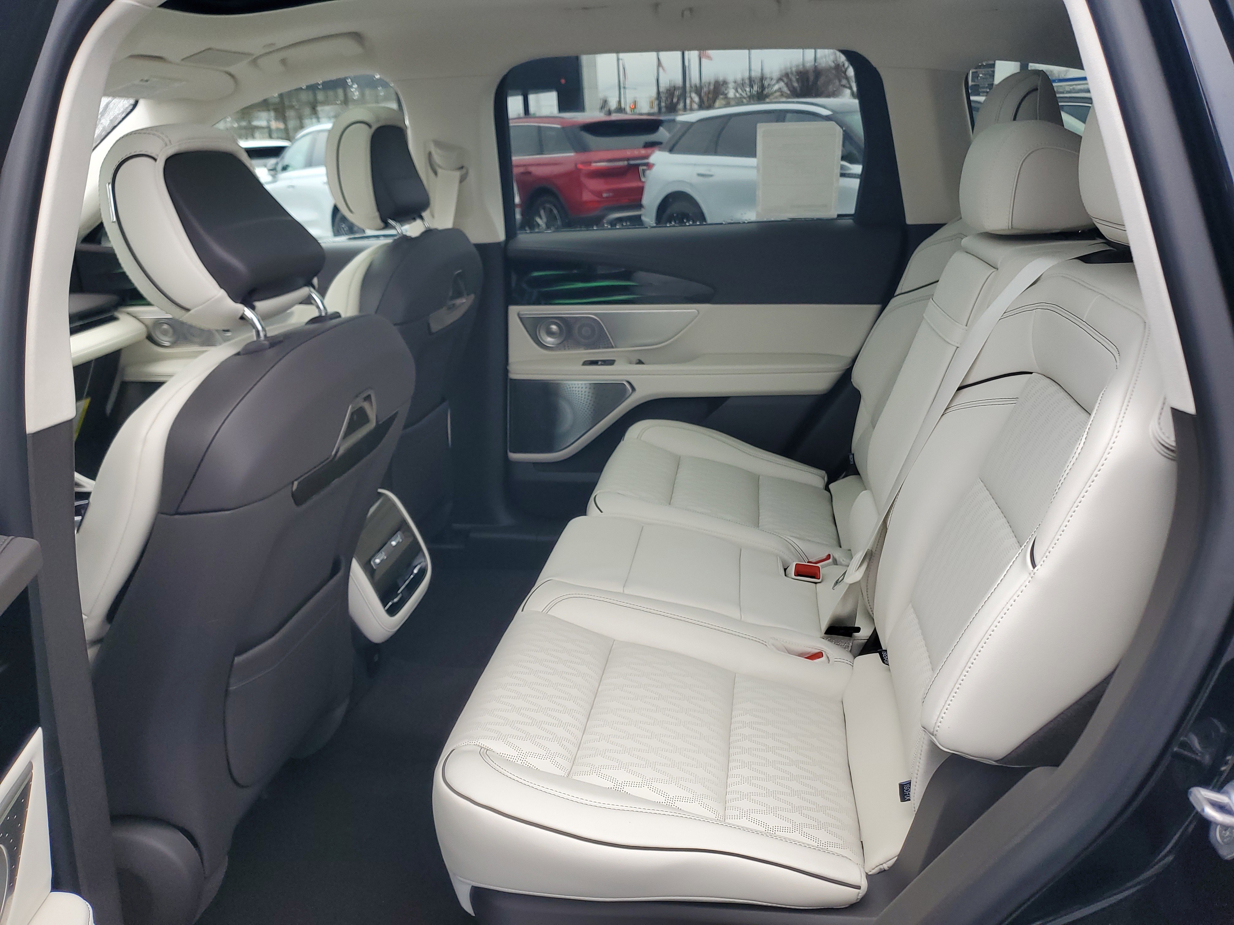 New 2026 Lincoln Nautilus Black Label w/ Jet Appearance Package image 28