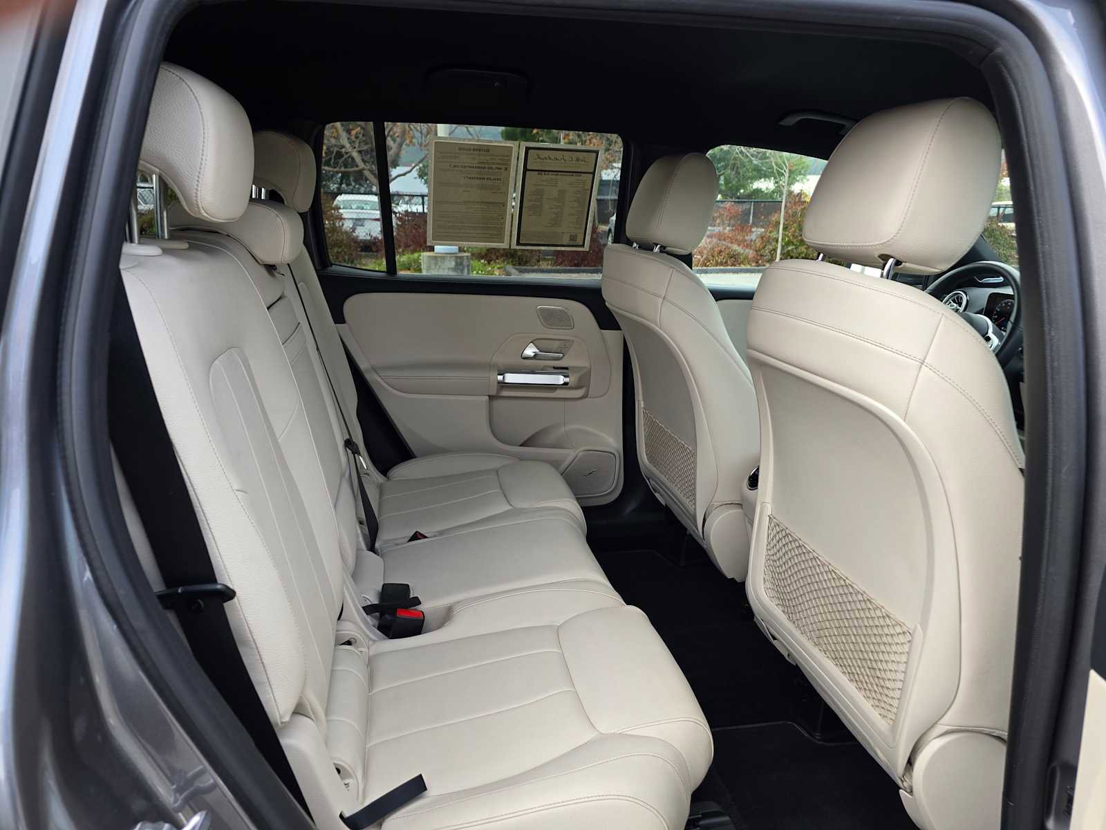 Used 2020 Mercedes-Benz GLB 250 4MATIC image 13