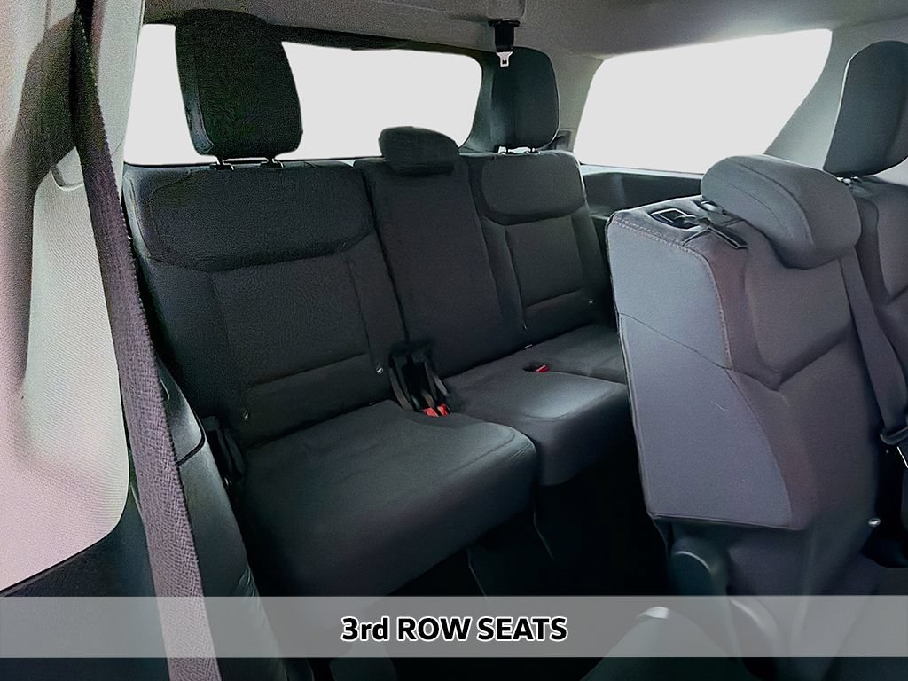 Used 2025 Ford Expedition Active AWD/4WD image 7