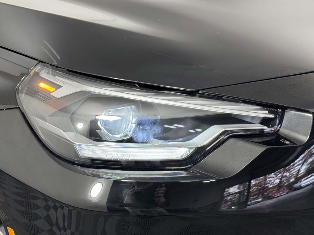 Used 2023 BMW 230i xDrive Coupe w/ Convenience Package image 15