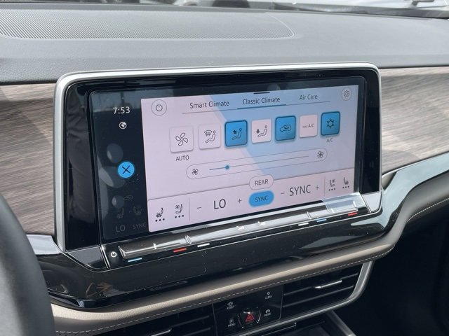 New 2025 Volkswagen Atlas SEL image 15