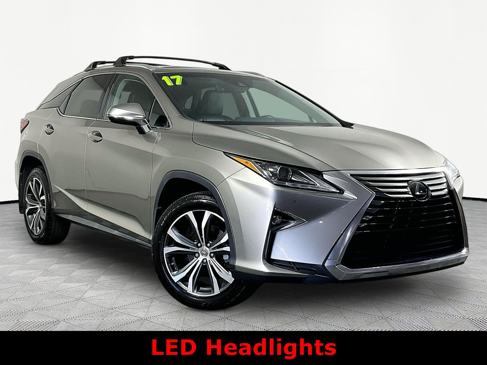 Used 2017 Lexus RX 350 AWD w/ Premium Package image 3