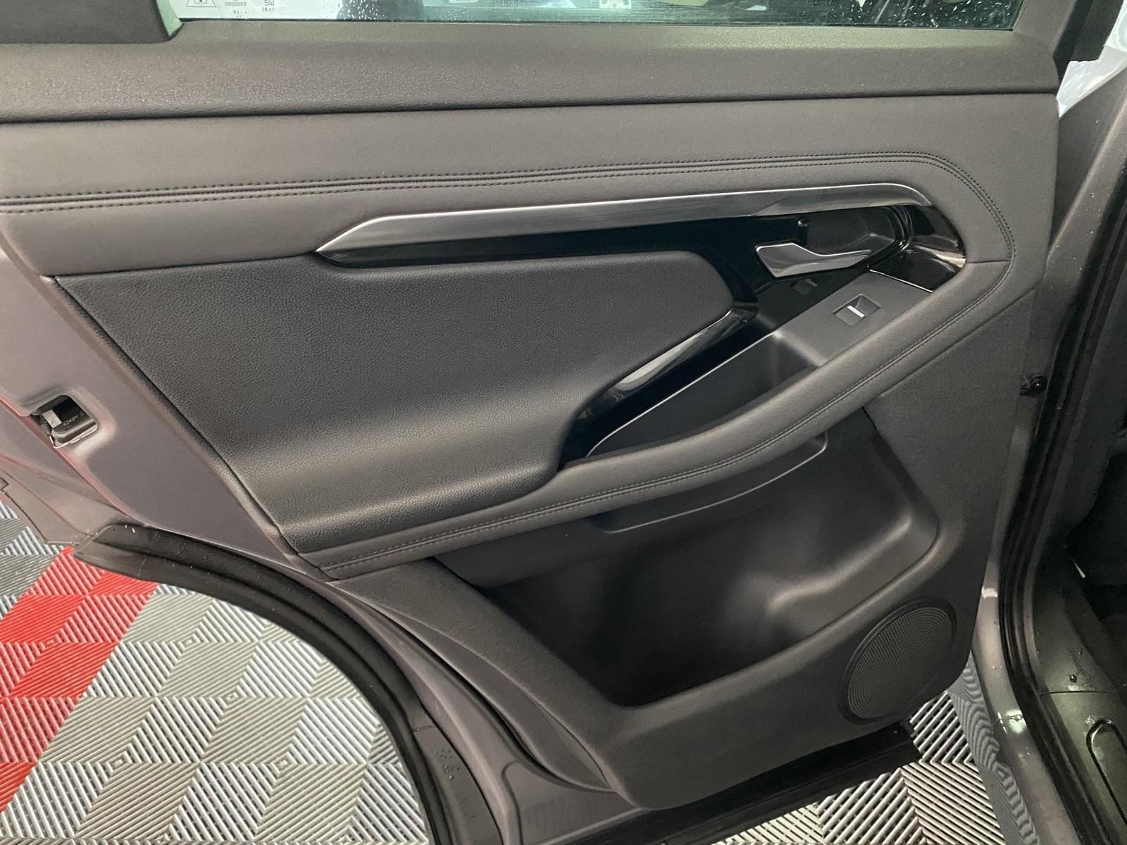 Used 2020 Land Rover Range Rover Evoque S image 15