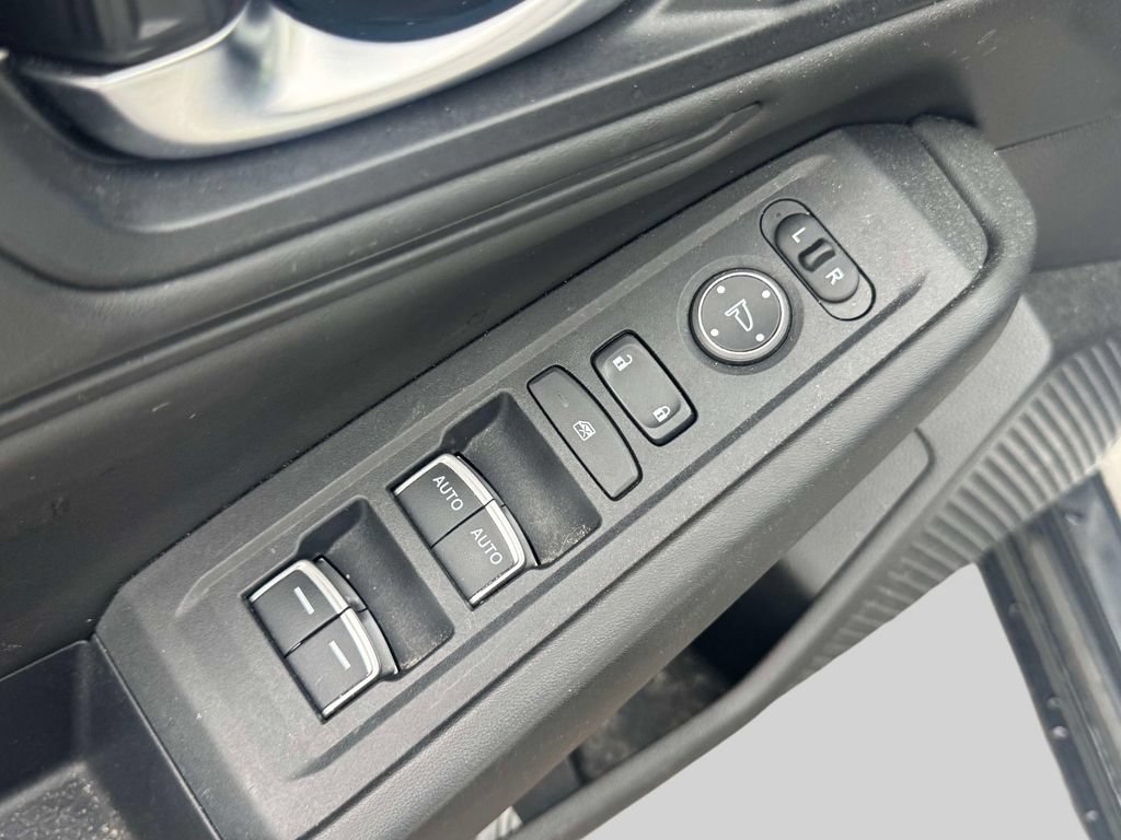 Used 2023 Honda Accord EX-L image 13