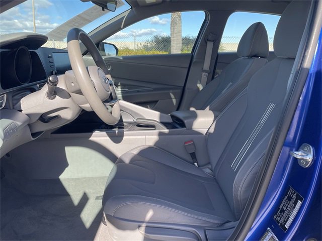 Used 2021 Hyundai Elantra SEL w/ Cargo Package image 18