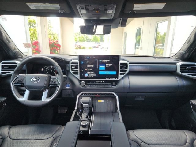 Certified 2024 Toyota Sequoia Platinum AWD/4WD image 21
