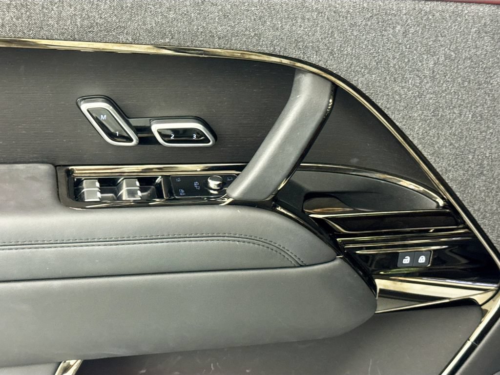 Certified 2025 Land Rover Range Rover Sport Dynamic SE AWD/4WD image 18