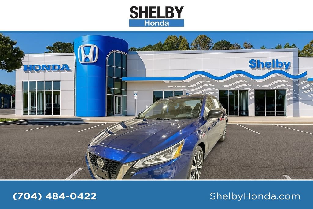 Used 2022 Nissan Altima 2.5 SR image 1