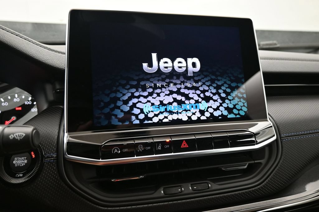 New 2026 Jeep Compass Latitude AWD/4WD image 7
