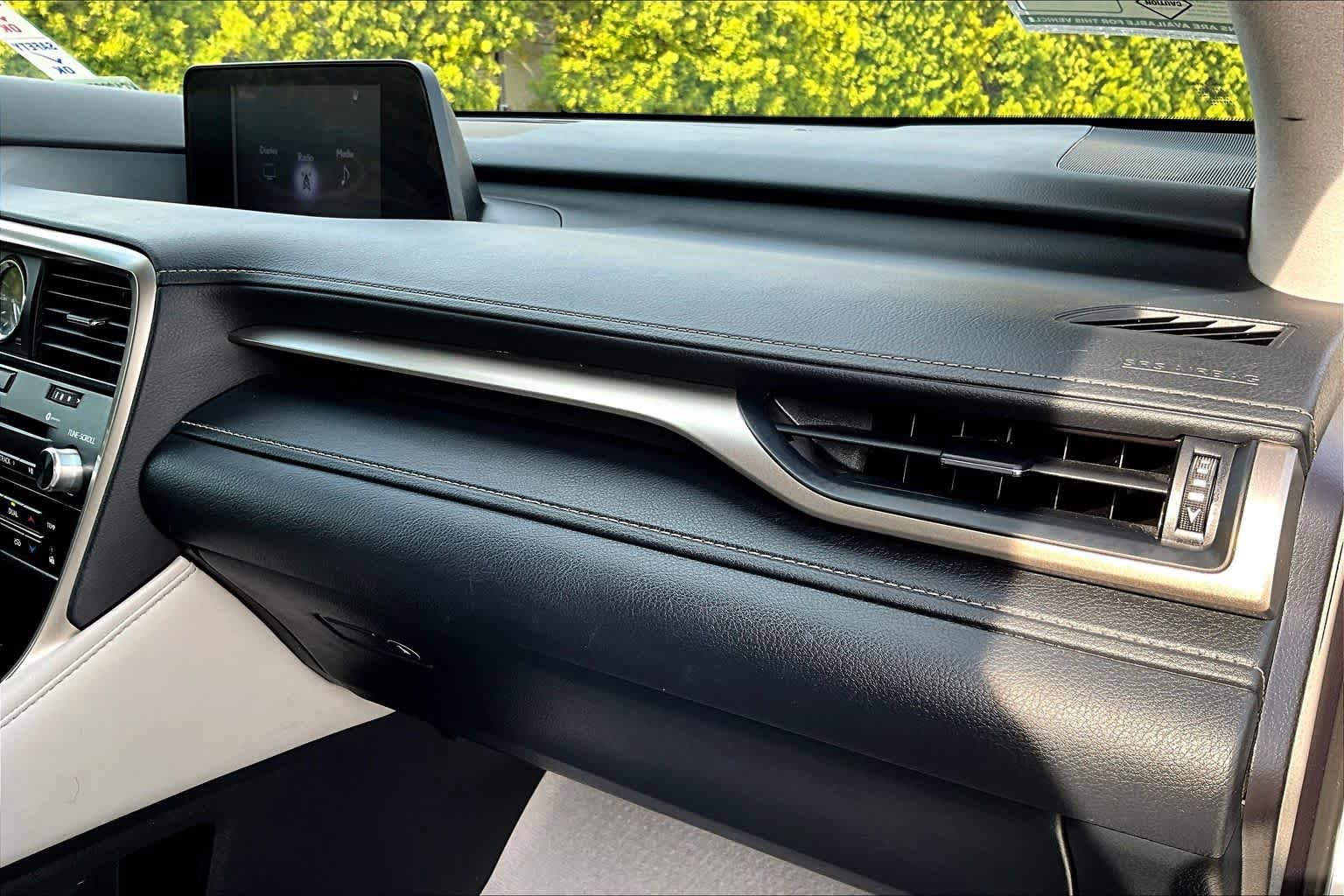 Used 2019 Lexus RX 350 FWD w/ Accessory Package image 17