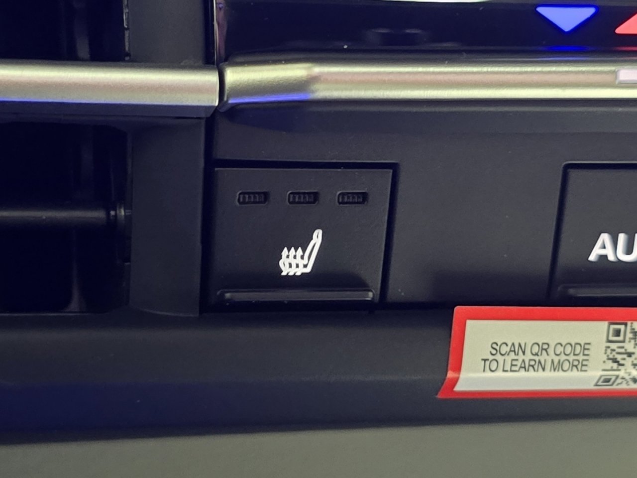 New 2026 Toyota Sienna XLE image 10