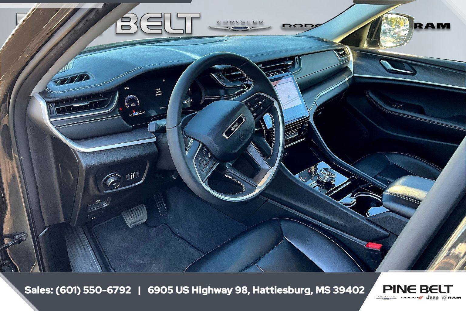 Used 2023 Jeep Grand Cherokee L Limited image 11
