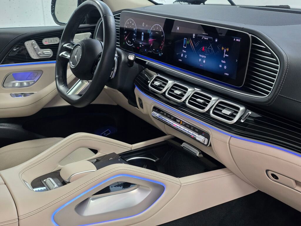 Used 2024 Mercedes-Benz GLS 580 GLS 580 image 29