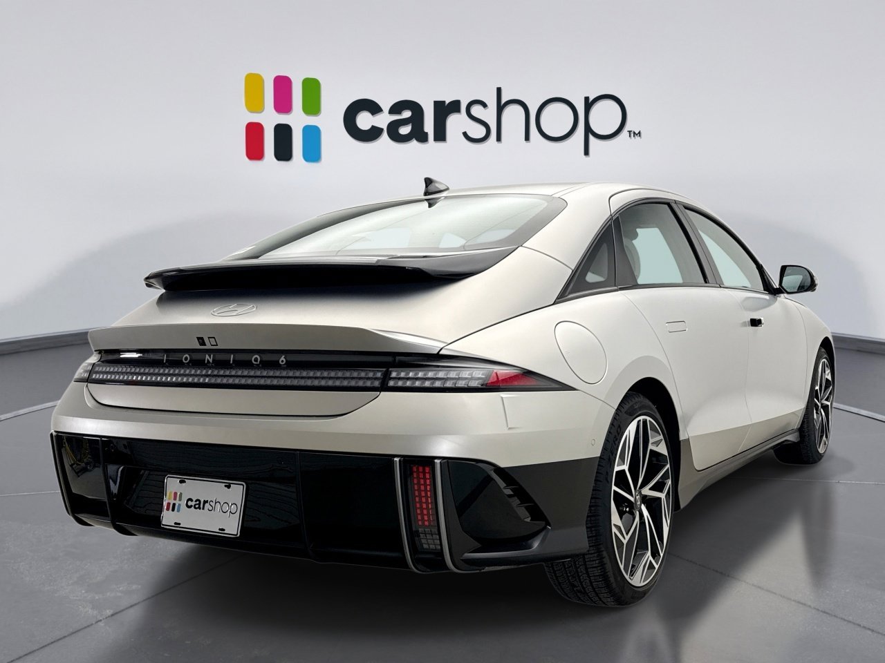 Used 2025 Hyundai Ioniq 6 Limited image 5