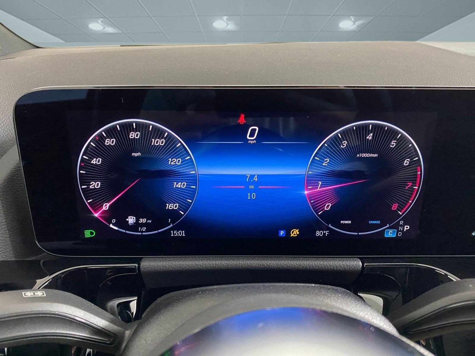 Used 2026 Mercedes-Benz GLA 250 4MATIC image 18