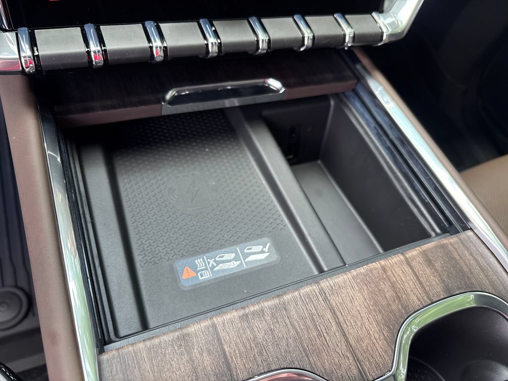 New 2026 GMC Acadia Denali Ultimate w/ LPO, Floor Liner Package AWD/4WD image 23