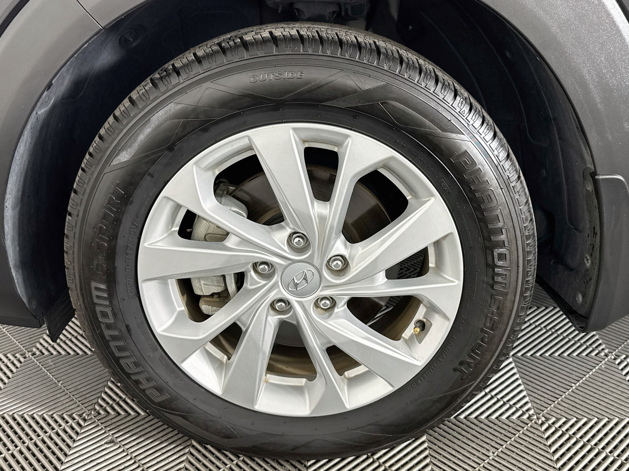 Used 2019 Hyundai Tucson Value FWD image 65