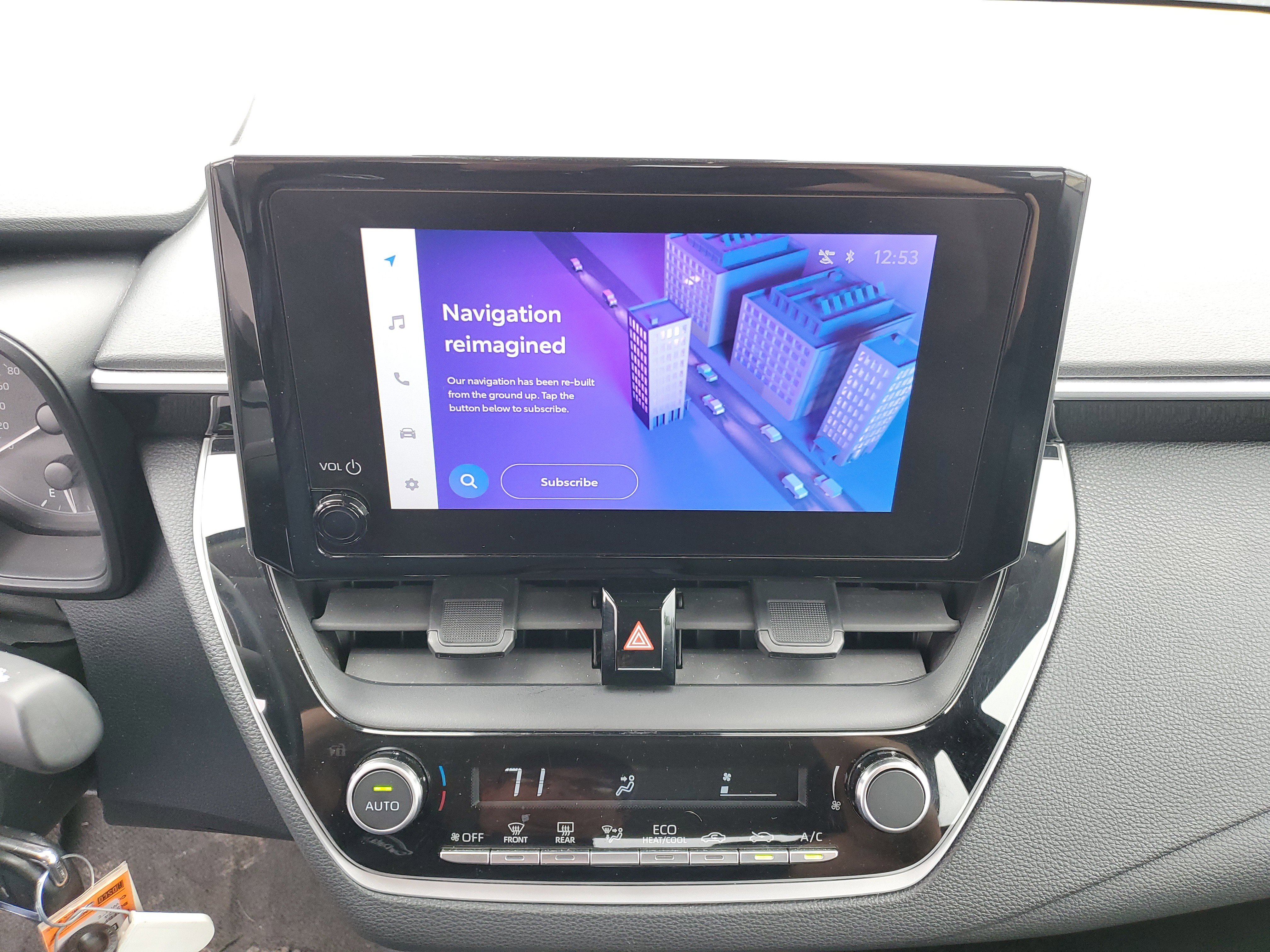 Used 2024 Toyota Corolla LE FWD image 28