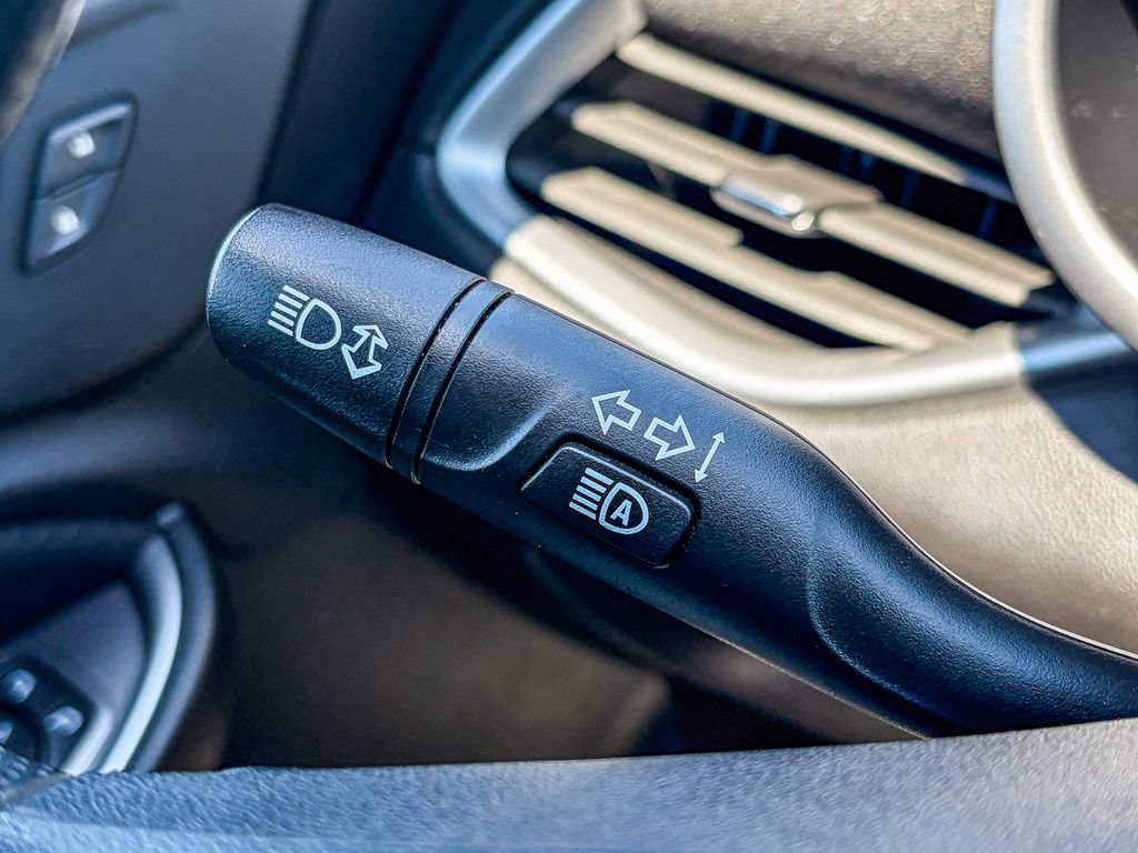 Used 2022 Chevrolet Malibu LS FWD image 59