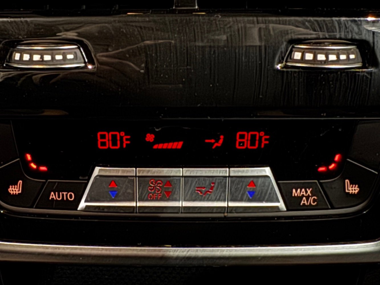 Used 2020 BMW X7 xDrive40i w/ Premium Package image 29