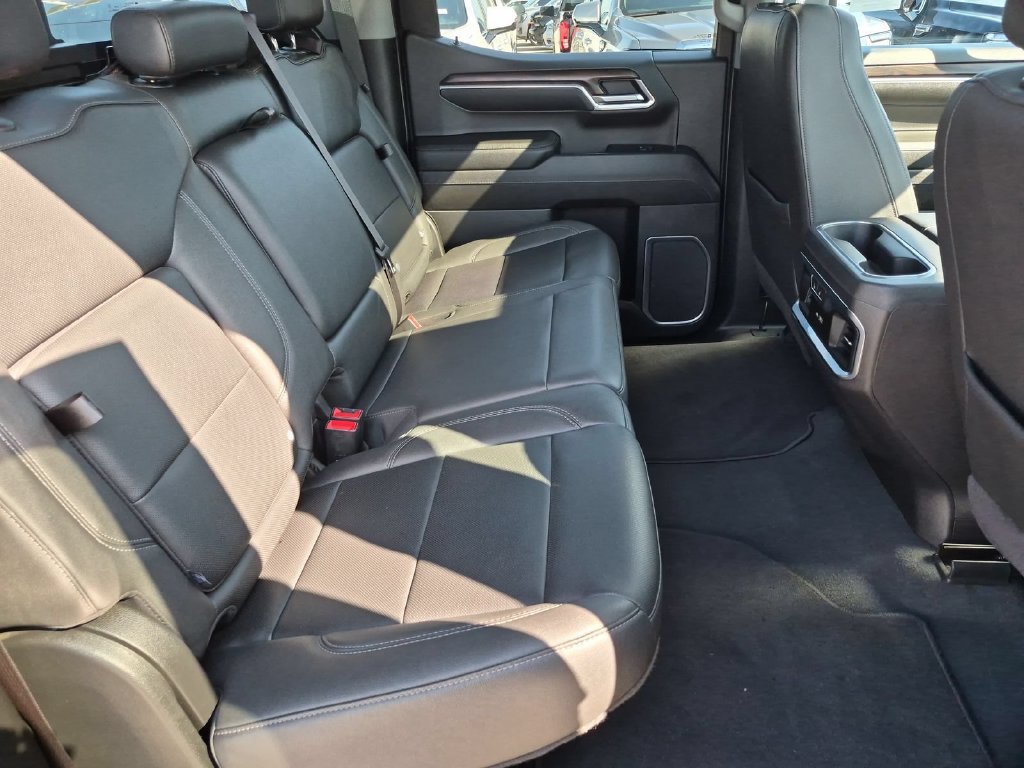 Used 2023 GMC Sierra 1500 SLT w/ SLT Premium Package AWD/4WD image 20