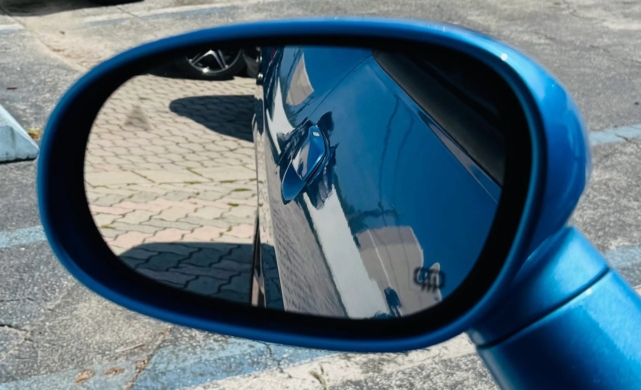 Used 2015 Dodge Challenger R/T Plus RWD image 18