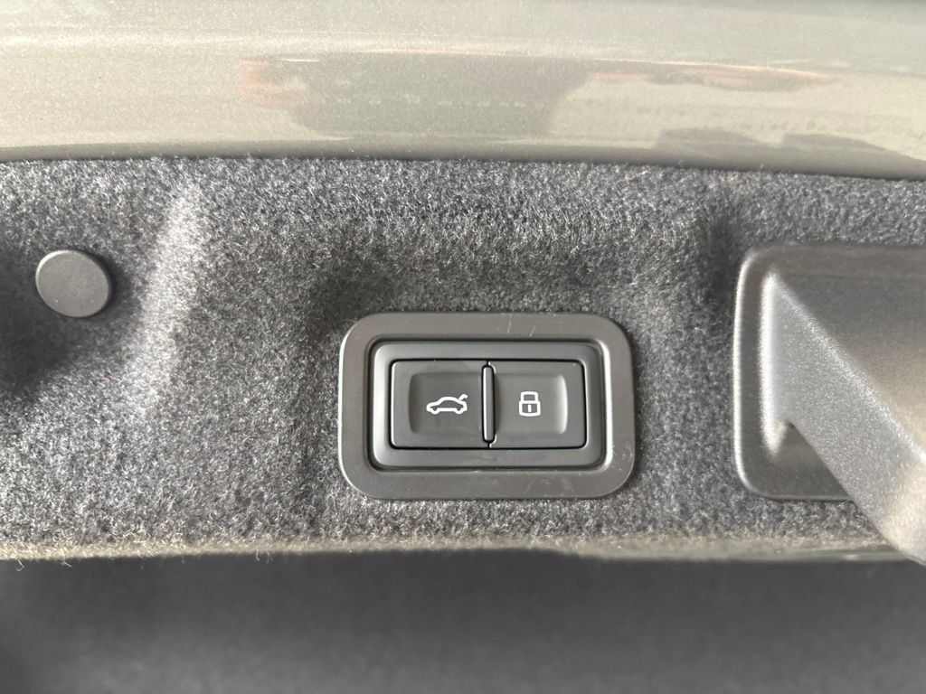 Used 2026 Audi A6 Premium Plus AWD/4WD image 22