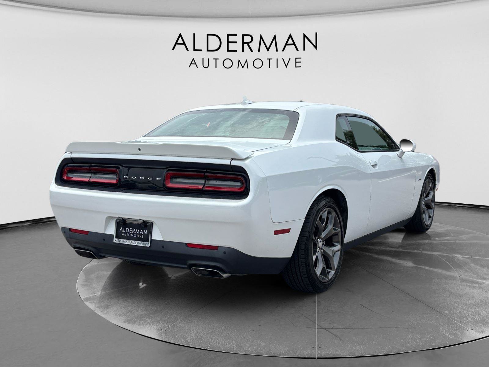 Used 2015 Dodge Challenger R/T Plus RWD image 5