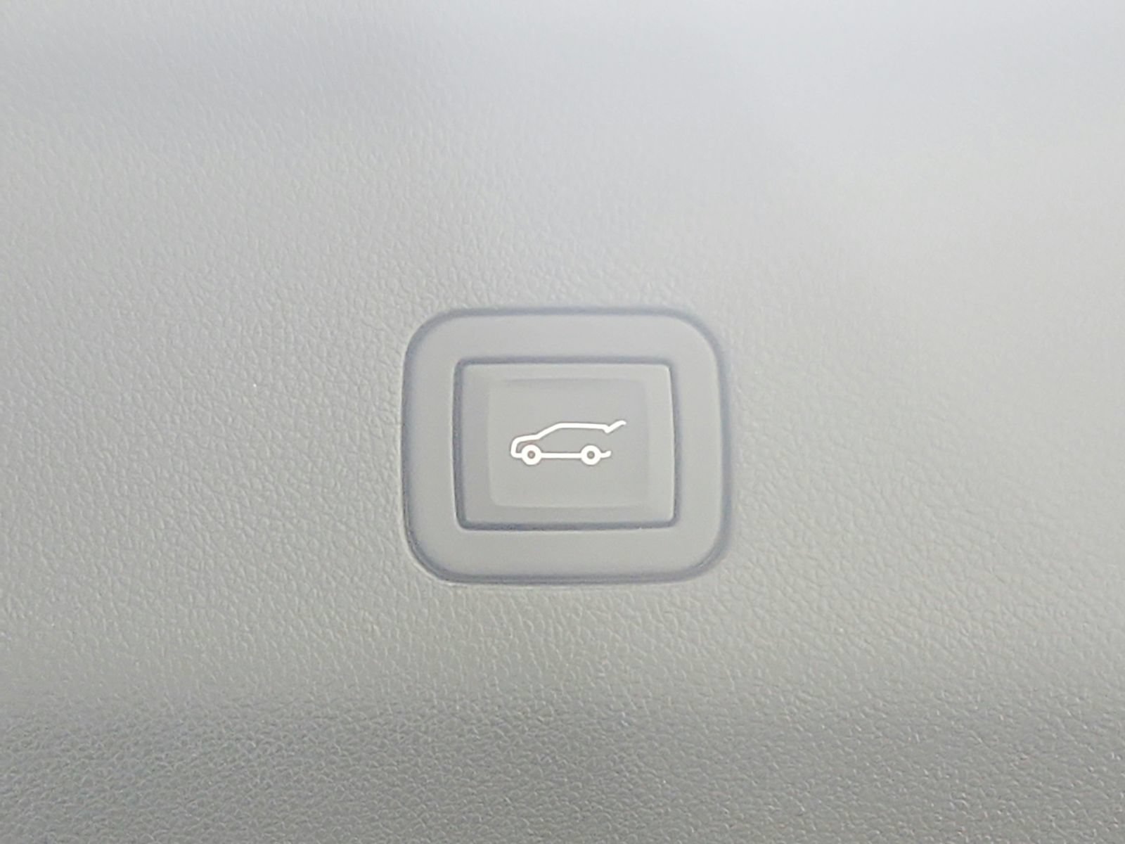 Used 2023 GMC Yukon XL Denali RWD image 55