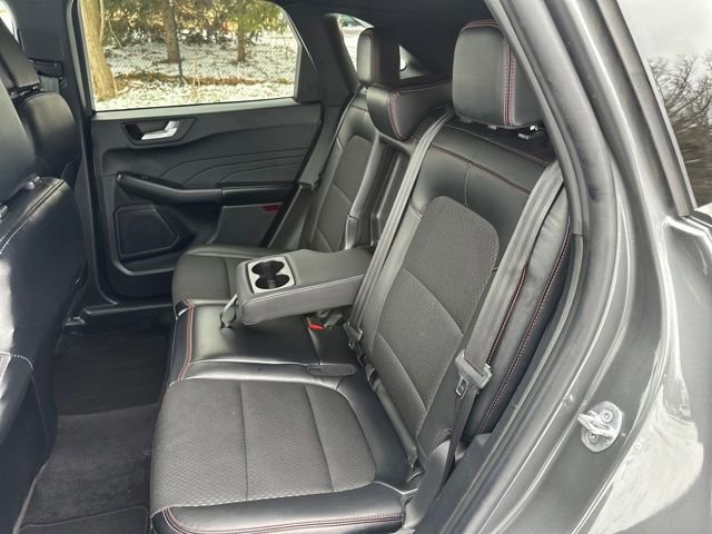 Certified 2025 Ford Escape ST-Line image 21