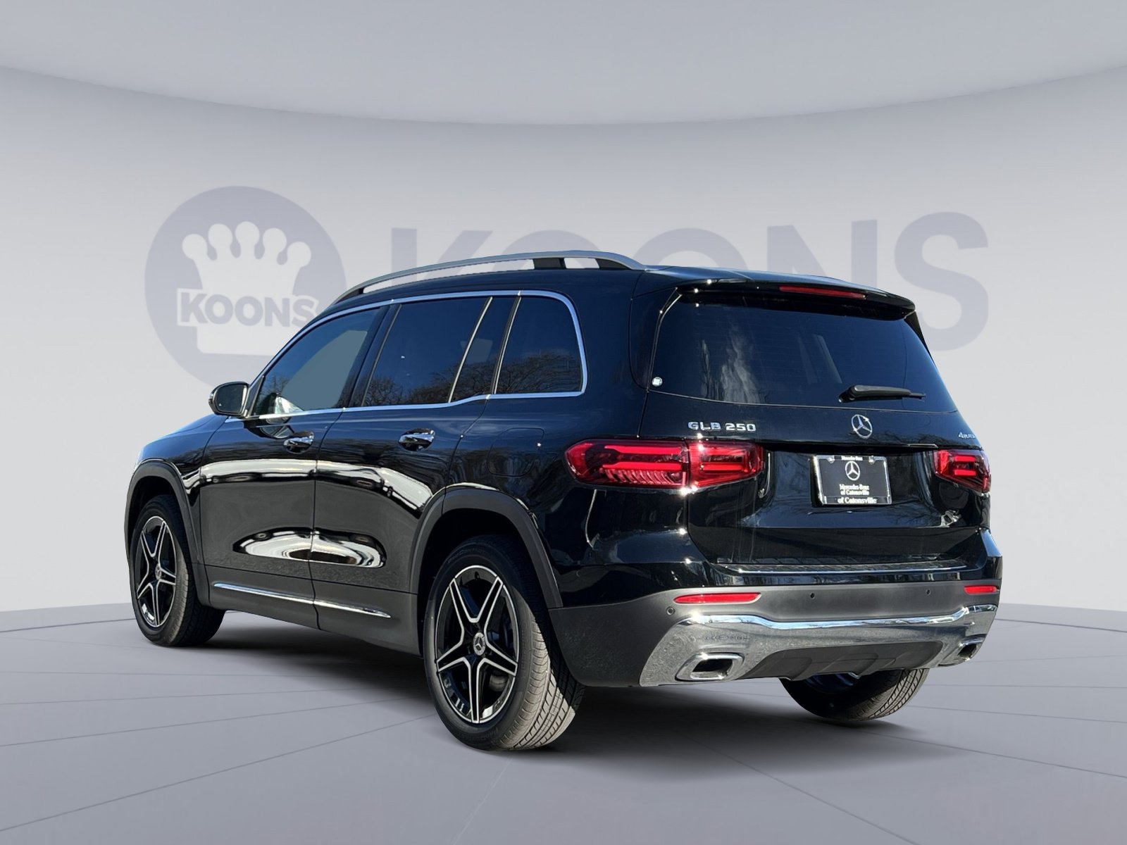 New 2026 Mercedes-Benz GLB 250 4MATIC image 4