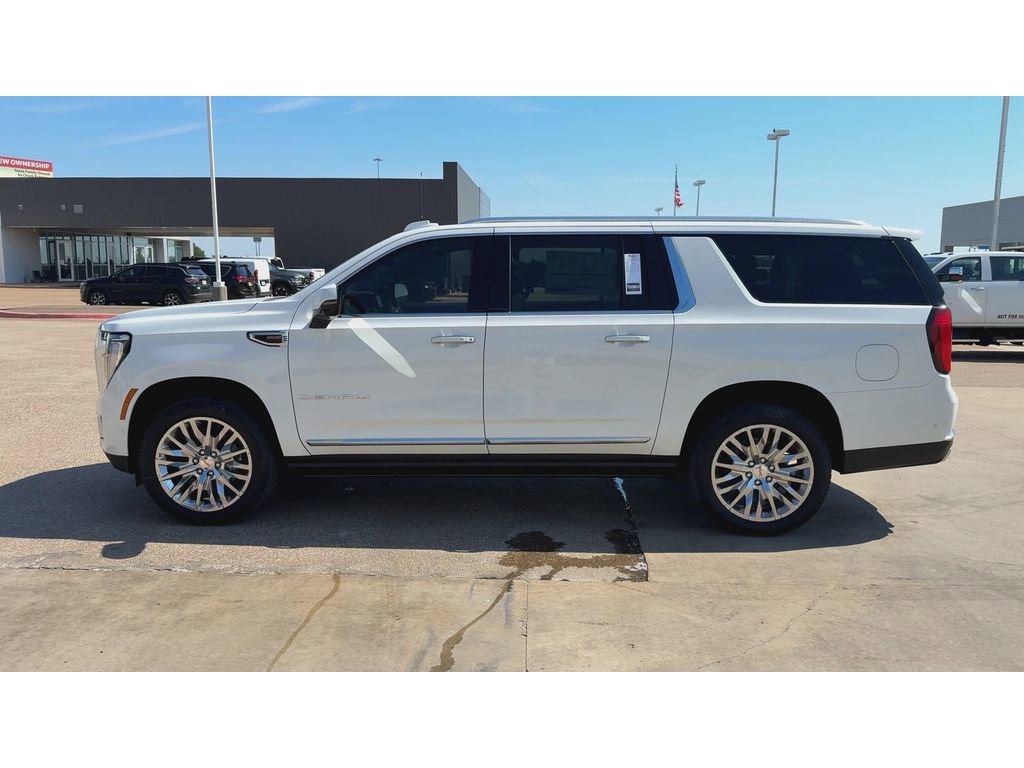 New 2026 GMC Yukon XL Denali w/ Denali Reserve Package AWD/4WD image 5