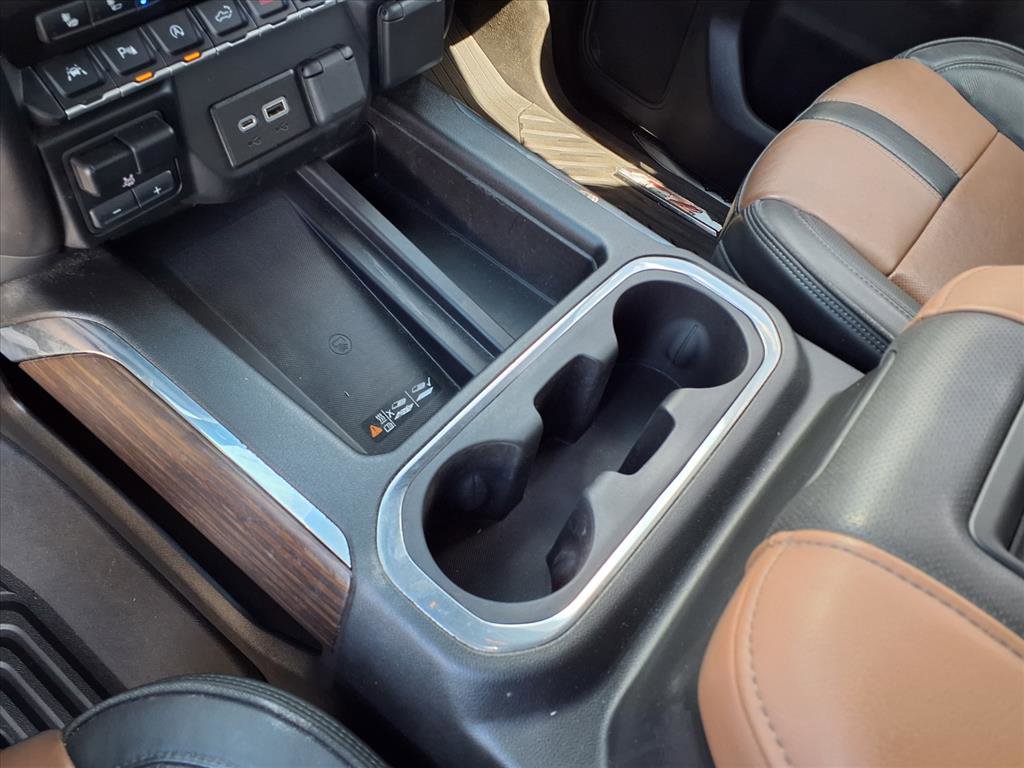 Certified 2022 Chevrolet Silverado 1500 High Country w/ Safety Package II image 13