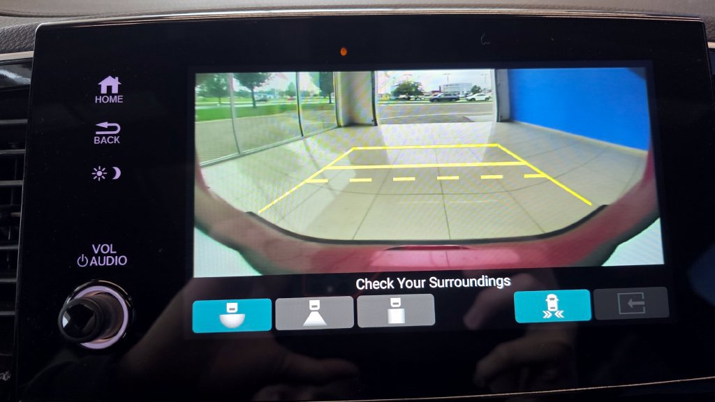 Used 2025 Honda Passport TrailSport image 31