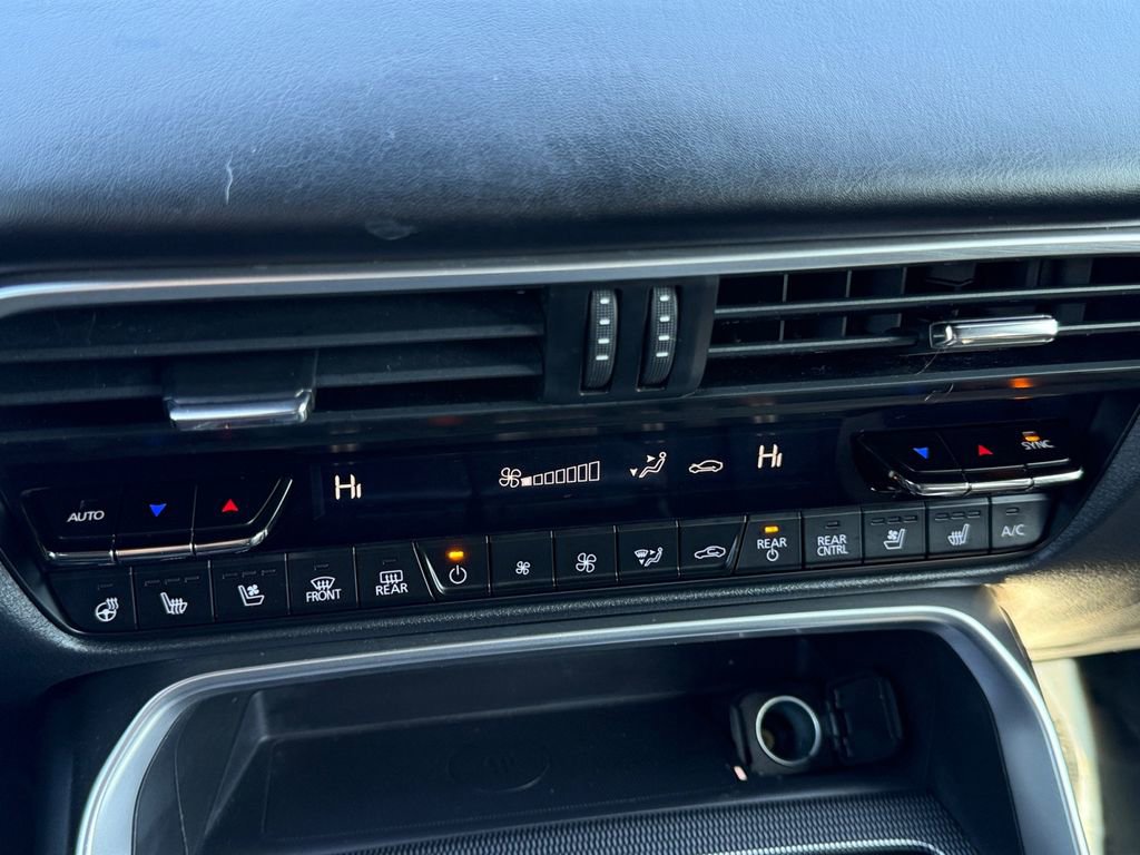 Used 2024 MAZDA CX-90 3.3 Turbo w/ Premium Plus Pkg image 17