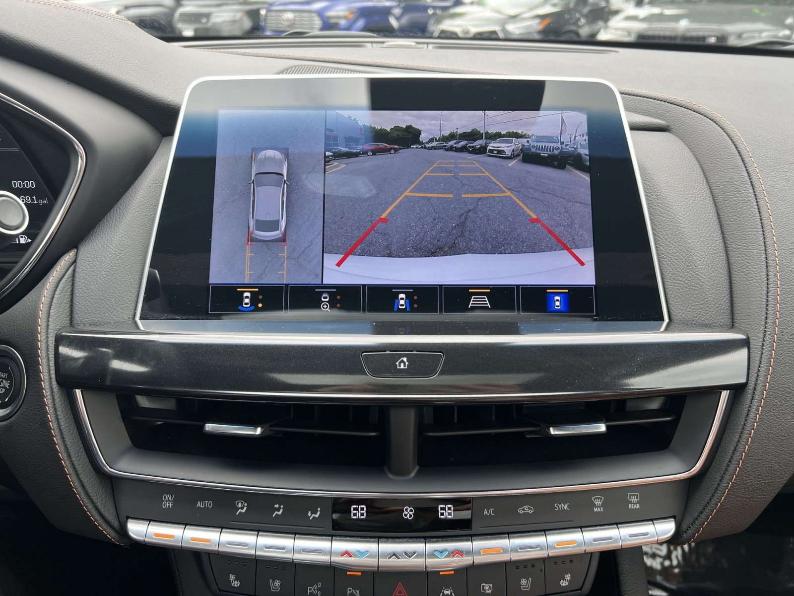 Used 2023 Cadillac CT5 V w/ Platinum Package RWD image 19