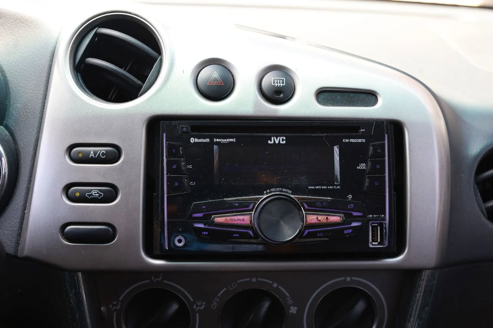 Used 2003 Toyota Matrix XR FWD image 31