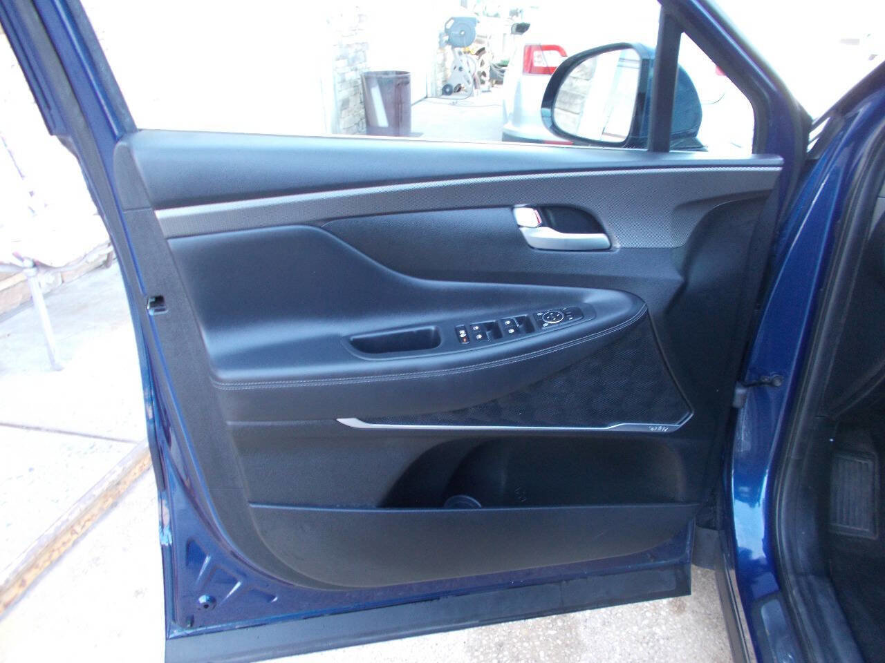 Used 2019 Hyundai Santa Fe Limited image 9