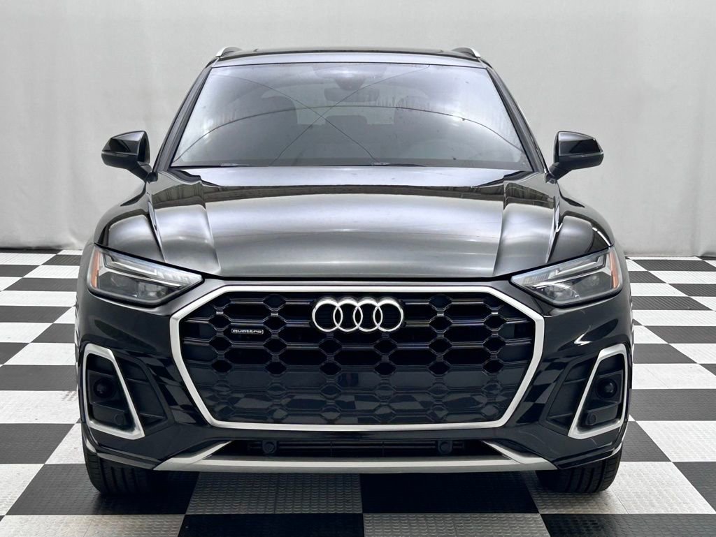 Used 2023 Audi Q5 2.0T Premium w/ Convenience Package AWD/4WD image 3