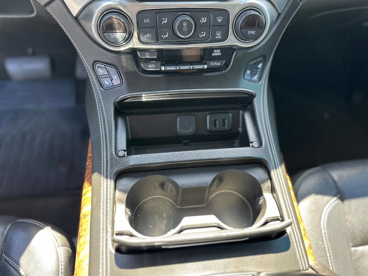 Used 2018 Chevrolet Tahoe Premier image 18