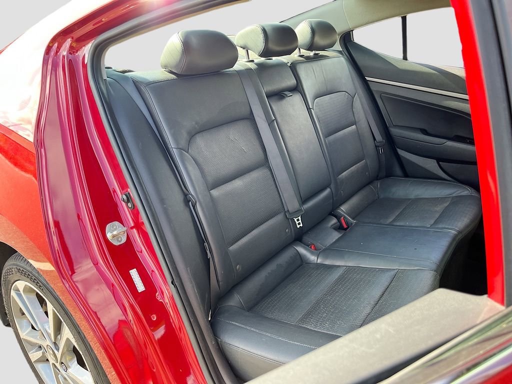 Used 2017 Hyundai Elantra Limited w/ Limited Tech Package 08 image 27