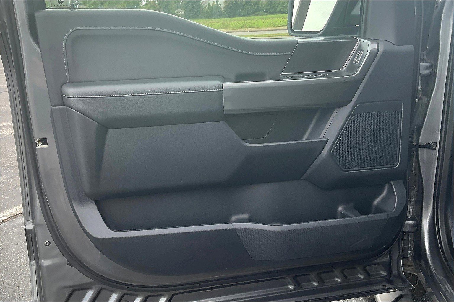 Used 2022 Ford F150 XLT w/ Equipment Group 301A Mid image 21