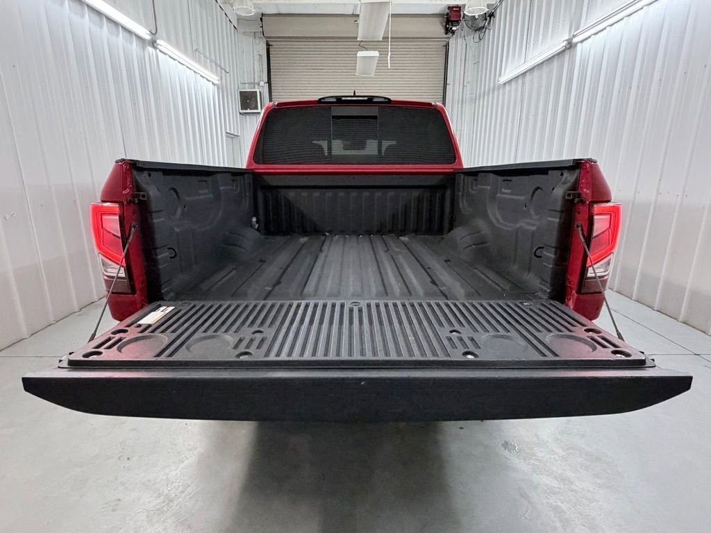 Used 2022 Nissan Titan PRO-4X w/ Off Road Protection Package AWD/4WD image 32