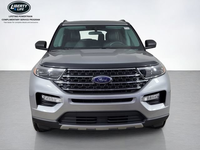 Used 2023 Ford Explorer XLT w/ Equipment Group 202A AWD/4WD image 8