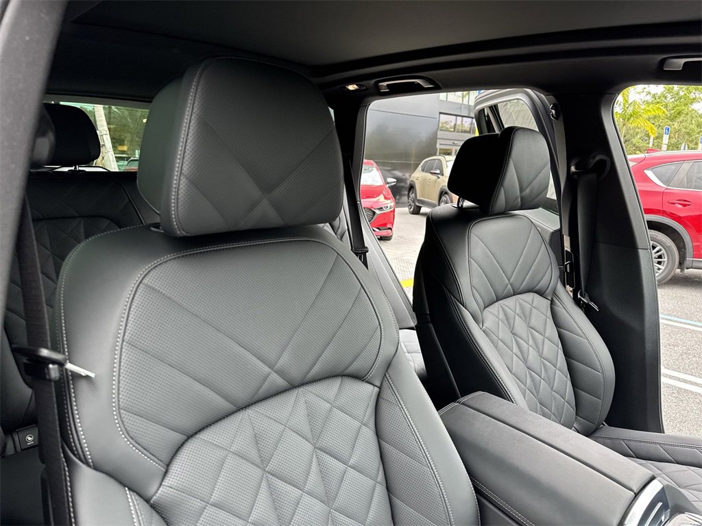 Used 2026 BMW X5 M60i image 47