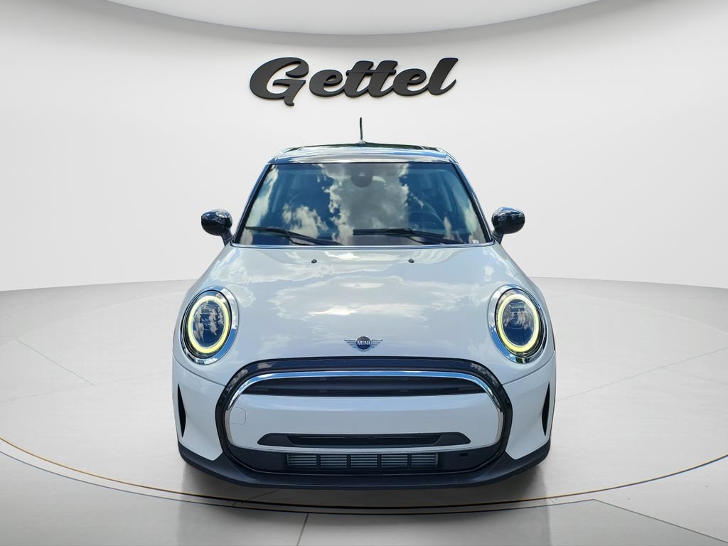 Used 2024 MINI Cooper 4-Door Hardtop FWD image 2