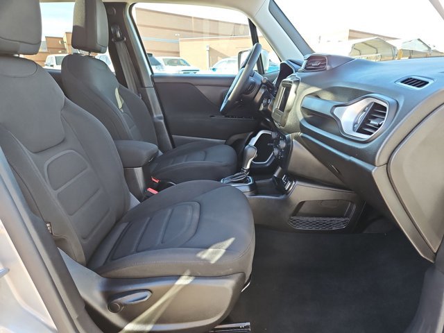 Used 2021 Jeep Renegade Latitude w/ Sun & Sound Group image 19