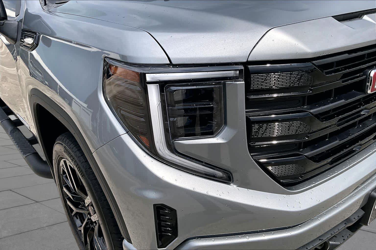 Used 2026 GMC Sierra 1500 Elevation w/ Elevation Select Package RWD image 26