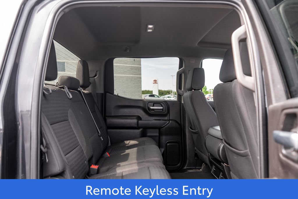 Used 2023 Chevrolet Silverado 1500 Custom AWD/4WD image 13